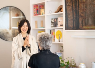Showing Up is Not Showing Off: A Guide for Female Entrepreneurs