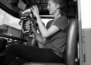 Poppy de Villeneuve - The Power of Authenticity in Visual Storytelling